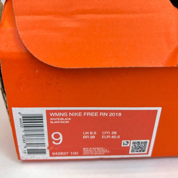 Nike Womens Free RN 2018 White/Black Running Shoes Sz 9 New with Box! 942837-100 - Picture 15 of 16
